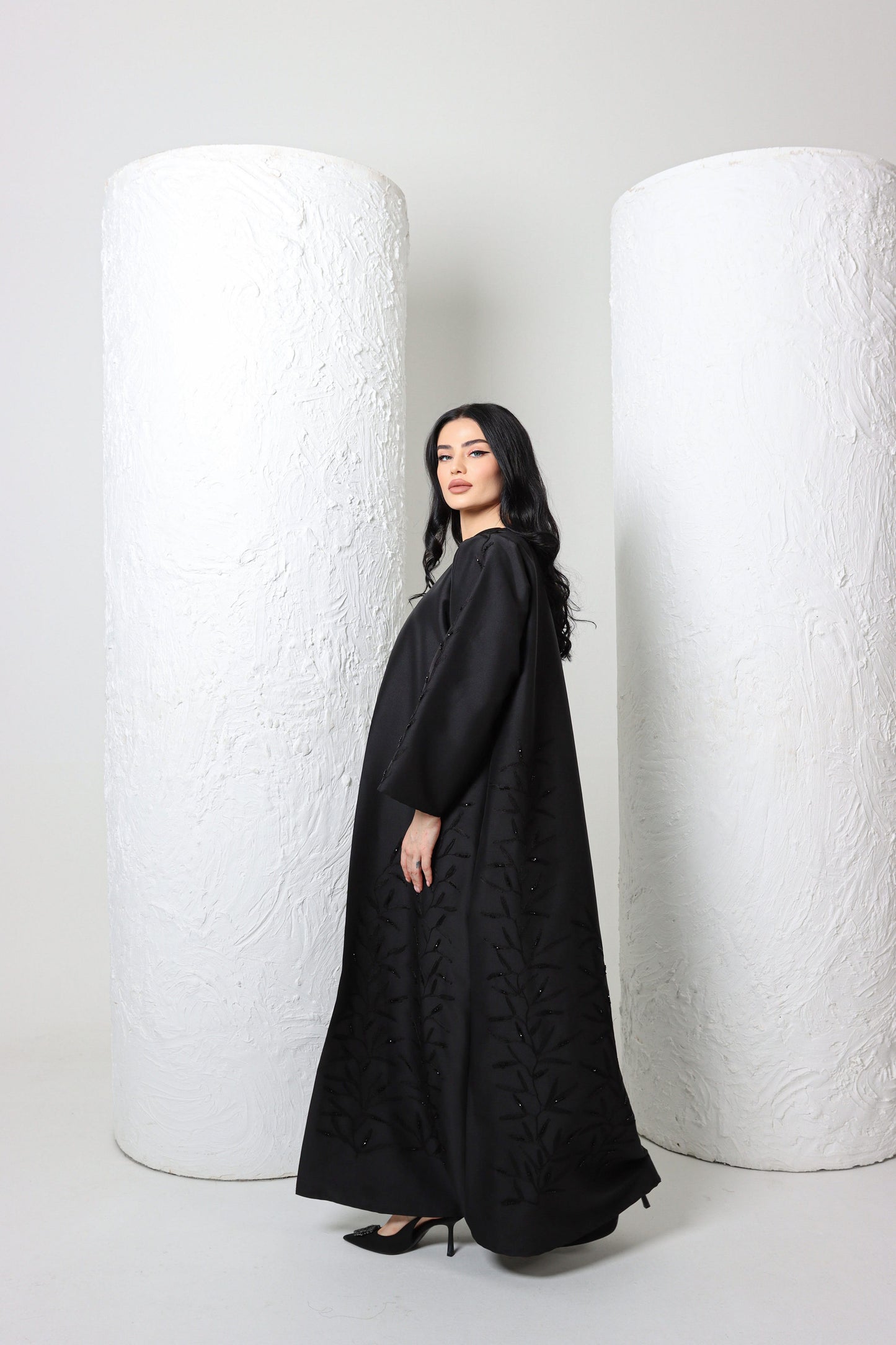 Sandy's Edition Boutique Dubai style Luxury black abaya