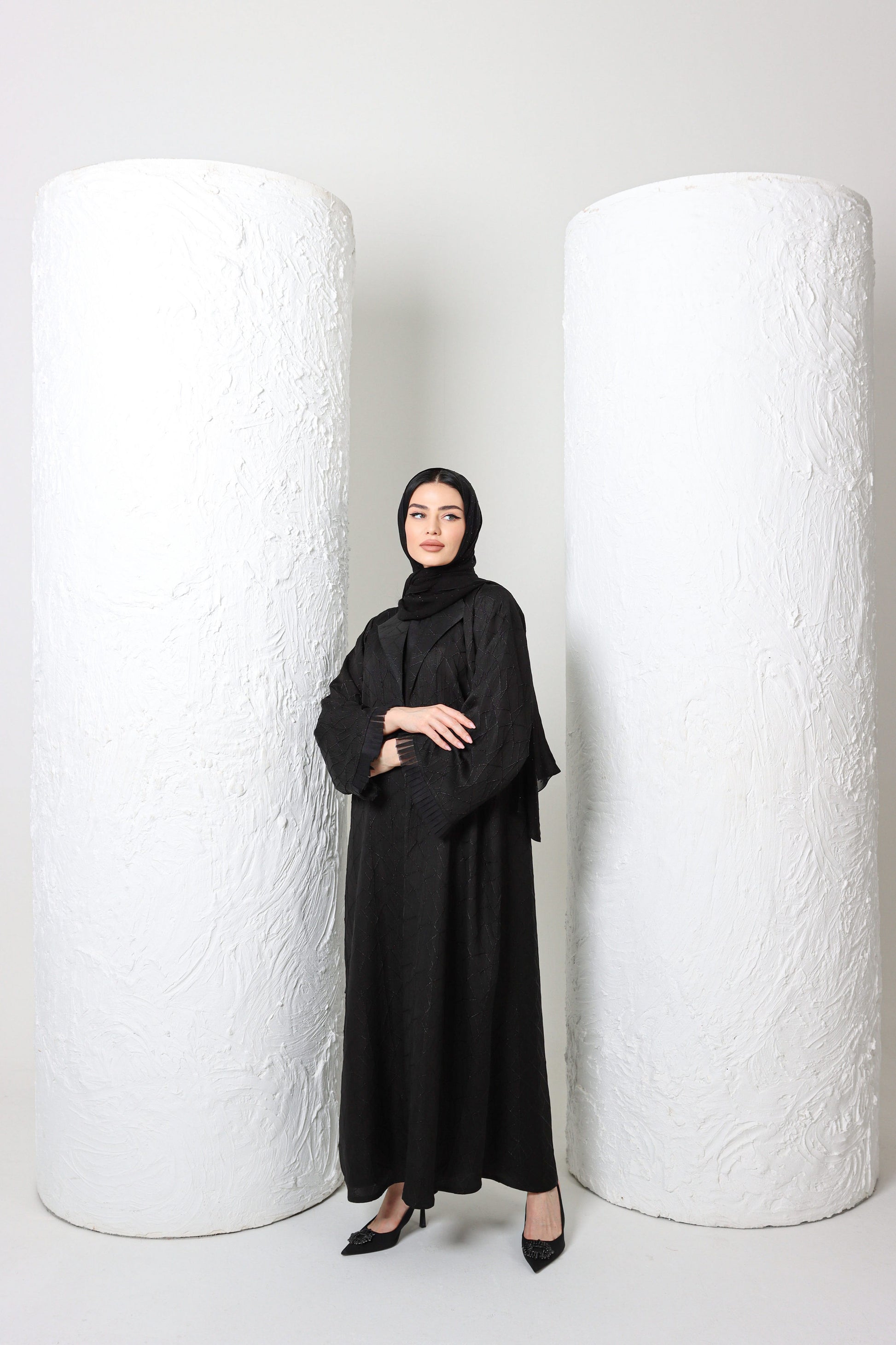 Sandy's Edition Boutique Dubai style Luxury black abaya