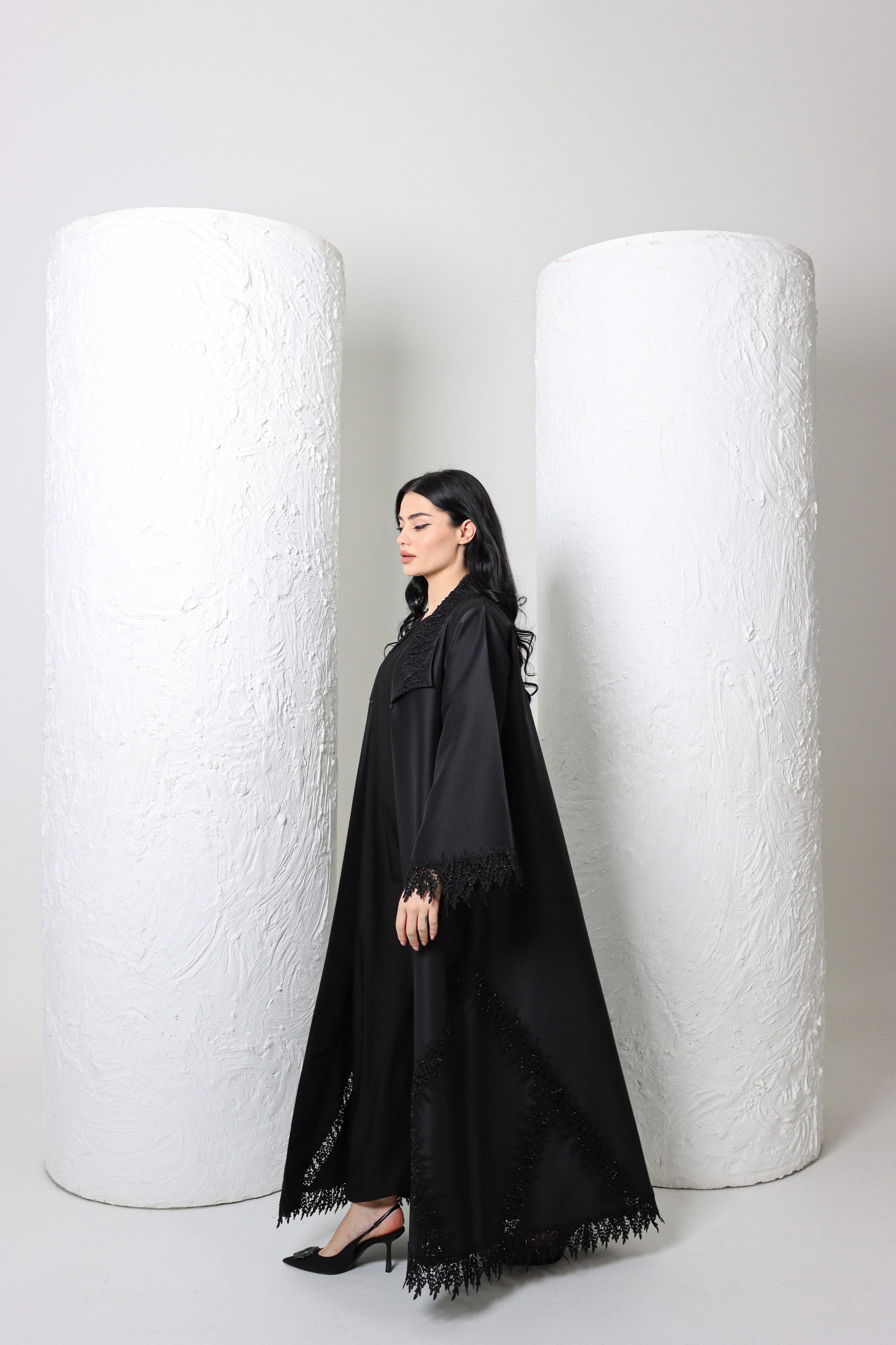 Sandy's Edition Boutique Dubai style Luxury black abaya