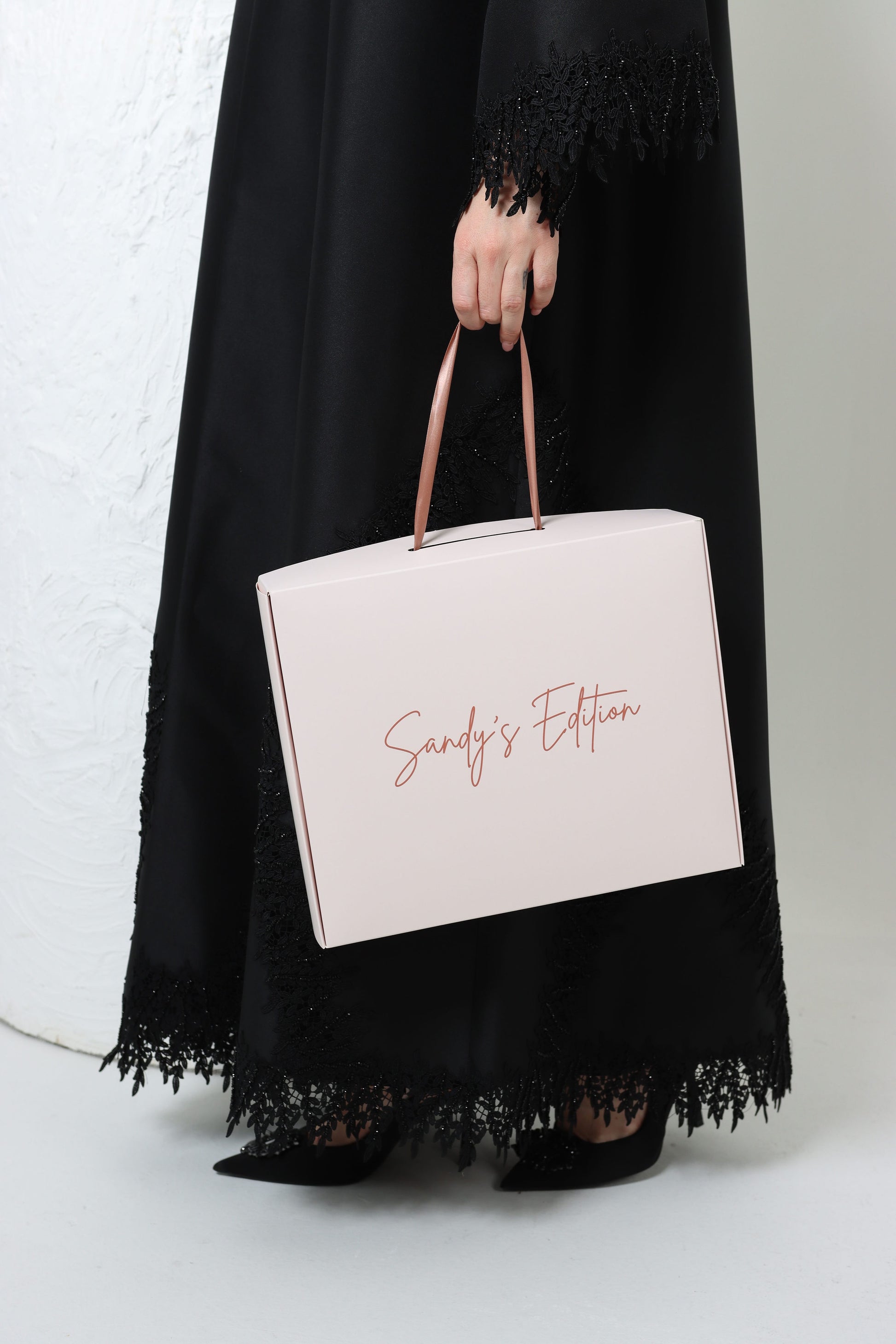 Sandy's Edition Boutique Dubai style Luxury black abaya