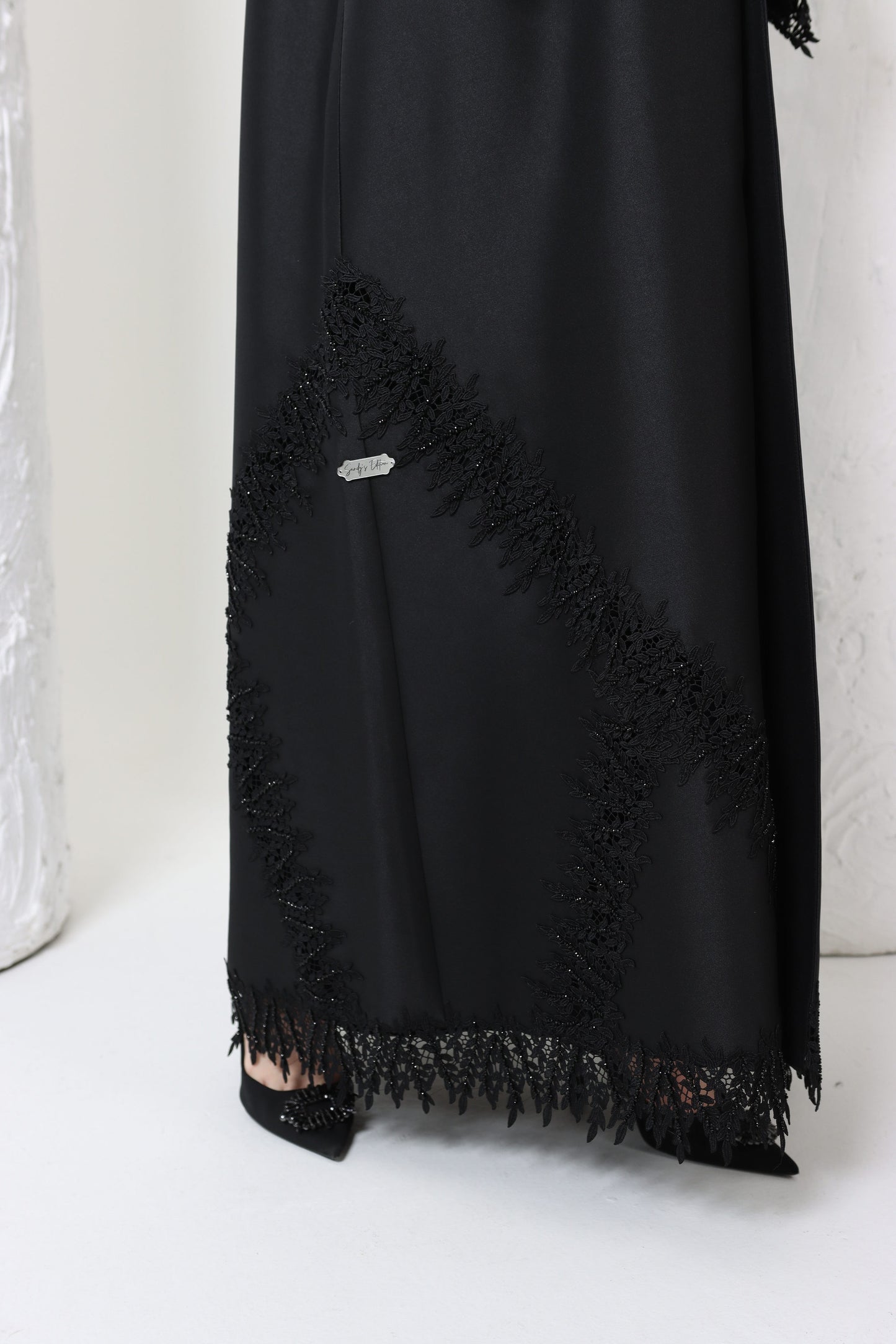 Sandy's Edition Boutique Dubai style Luxury black abaya