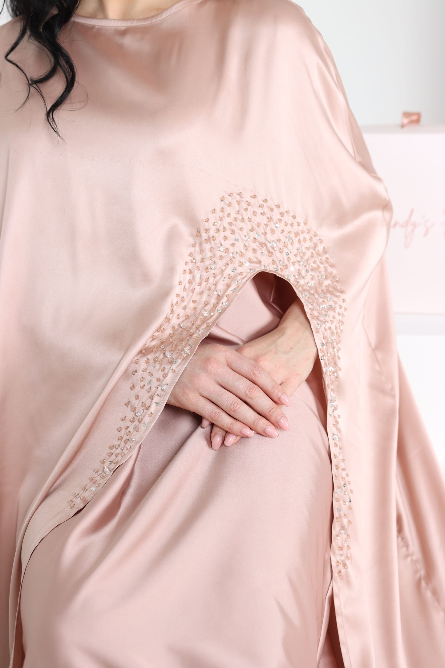 Sandy's Edition Boutique Dubai style Luxury colored abaya