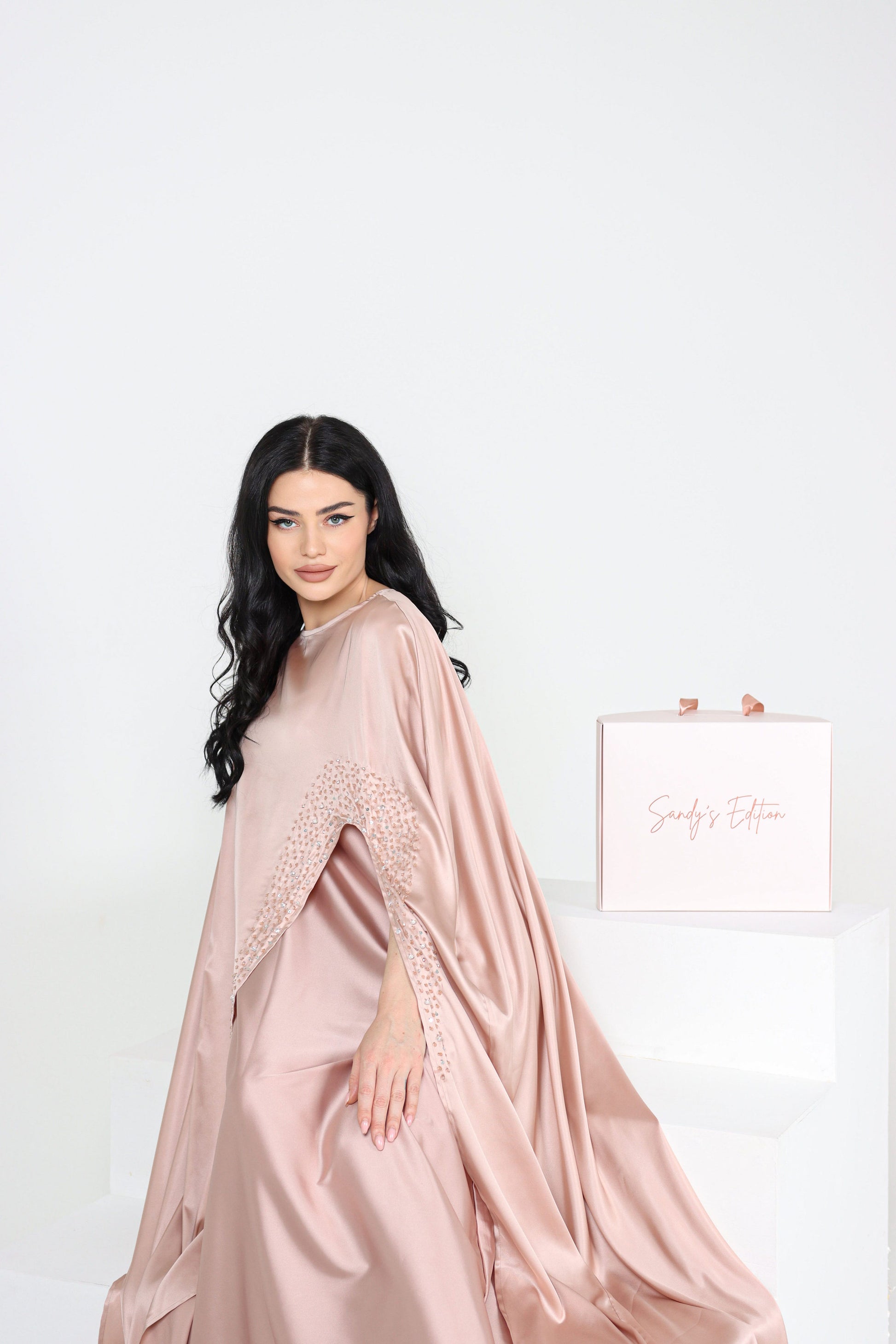 Sandy's Edition Boutique Dubai style Luxury colored abaya