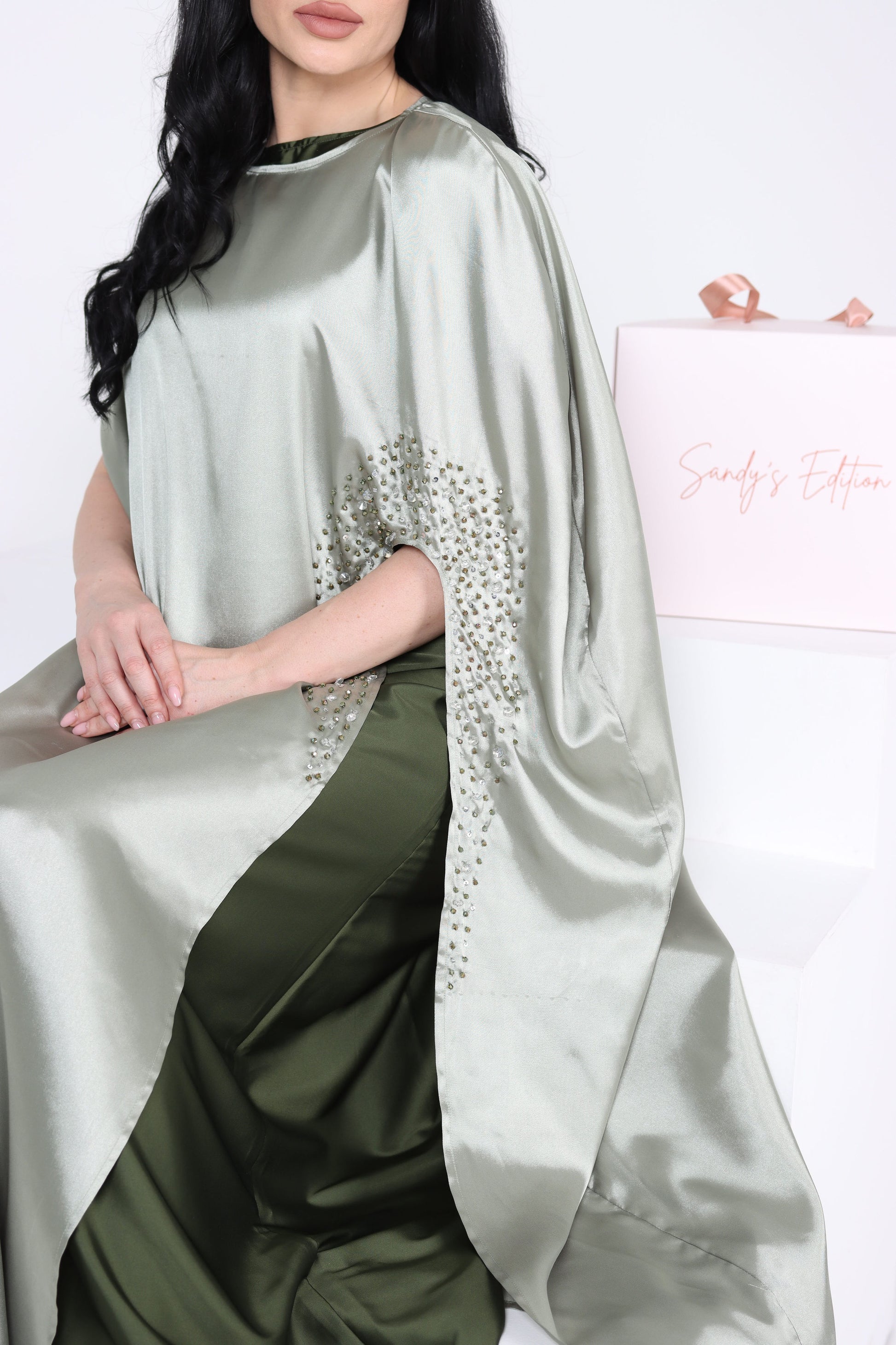 Sandy's Edition Boutique Dubai style Luxury colored abaya