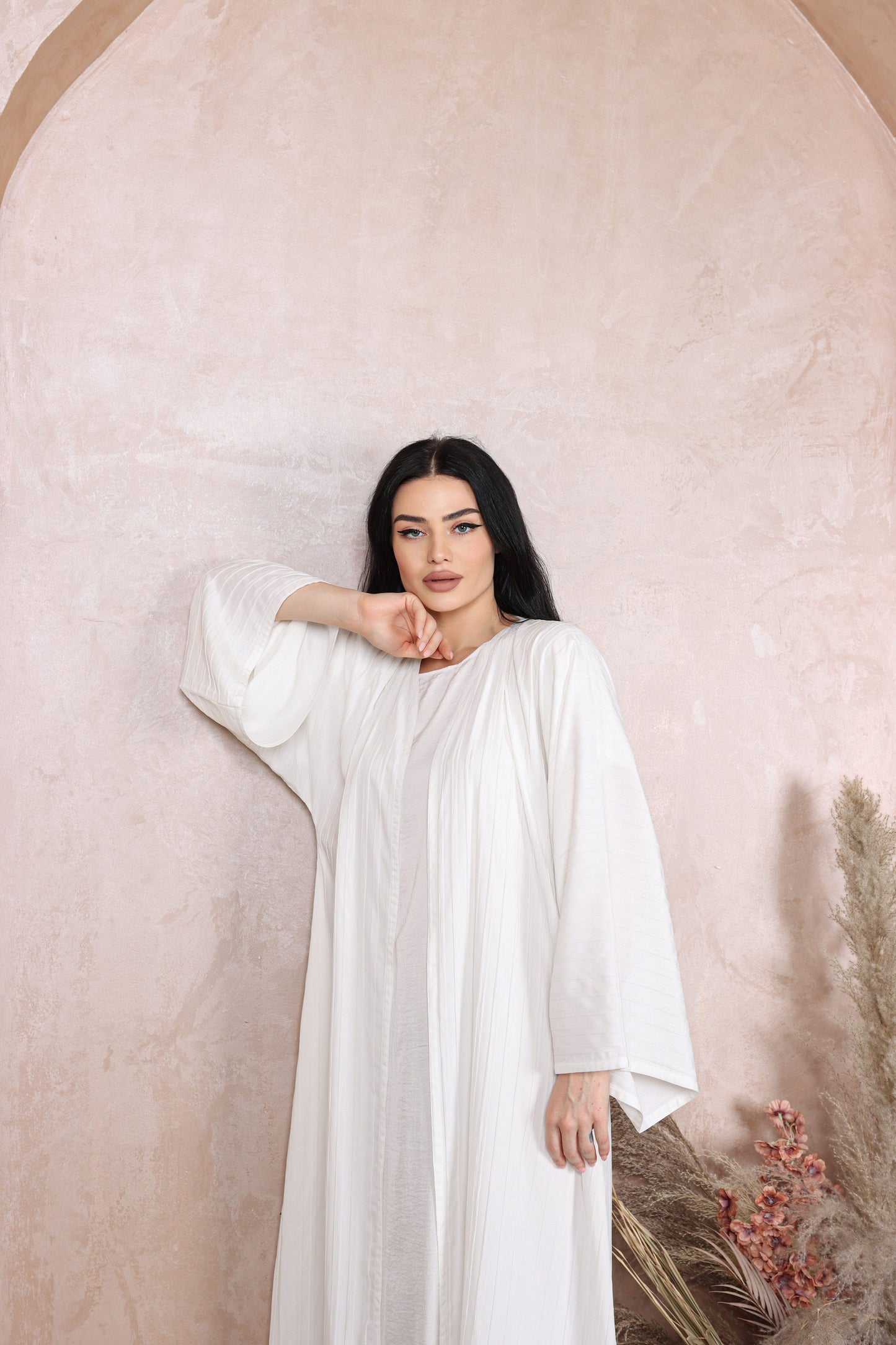 Sandy's Edition Boutique Dubai style Luxury white abaya